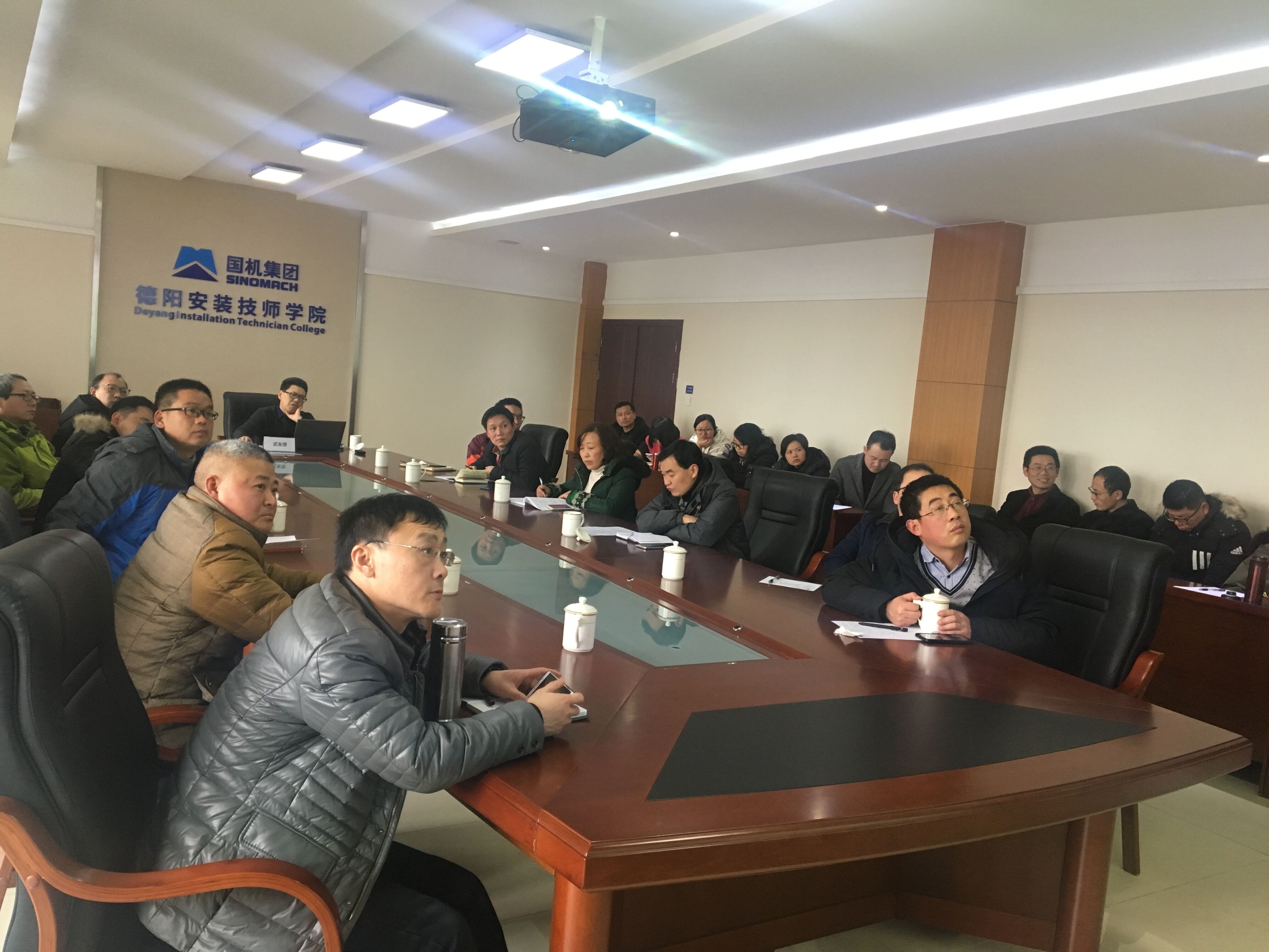 名师工作室建示范专业 名师成员专业发展提升