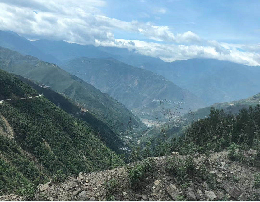 对口帮扶在路上  送教培训进彝家