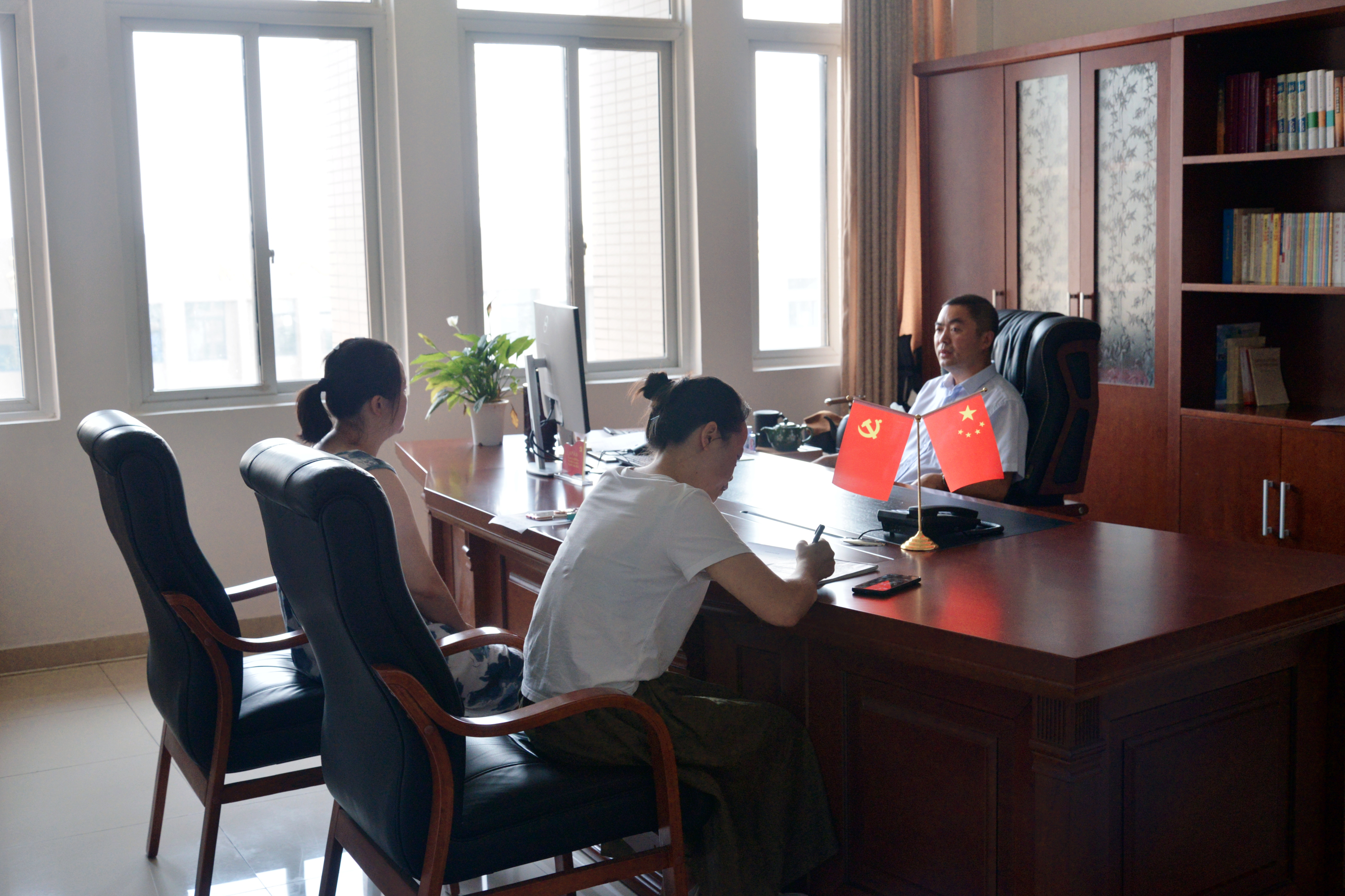 廉洁履职“四把关” 系牢廉洁“风纪扣”