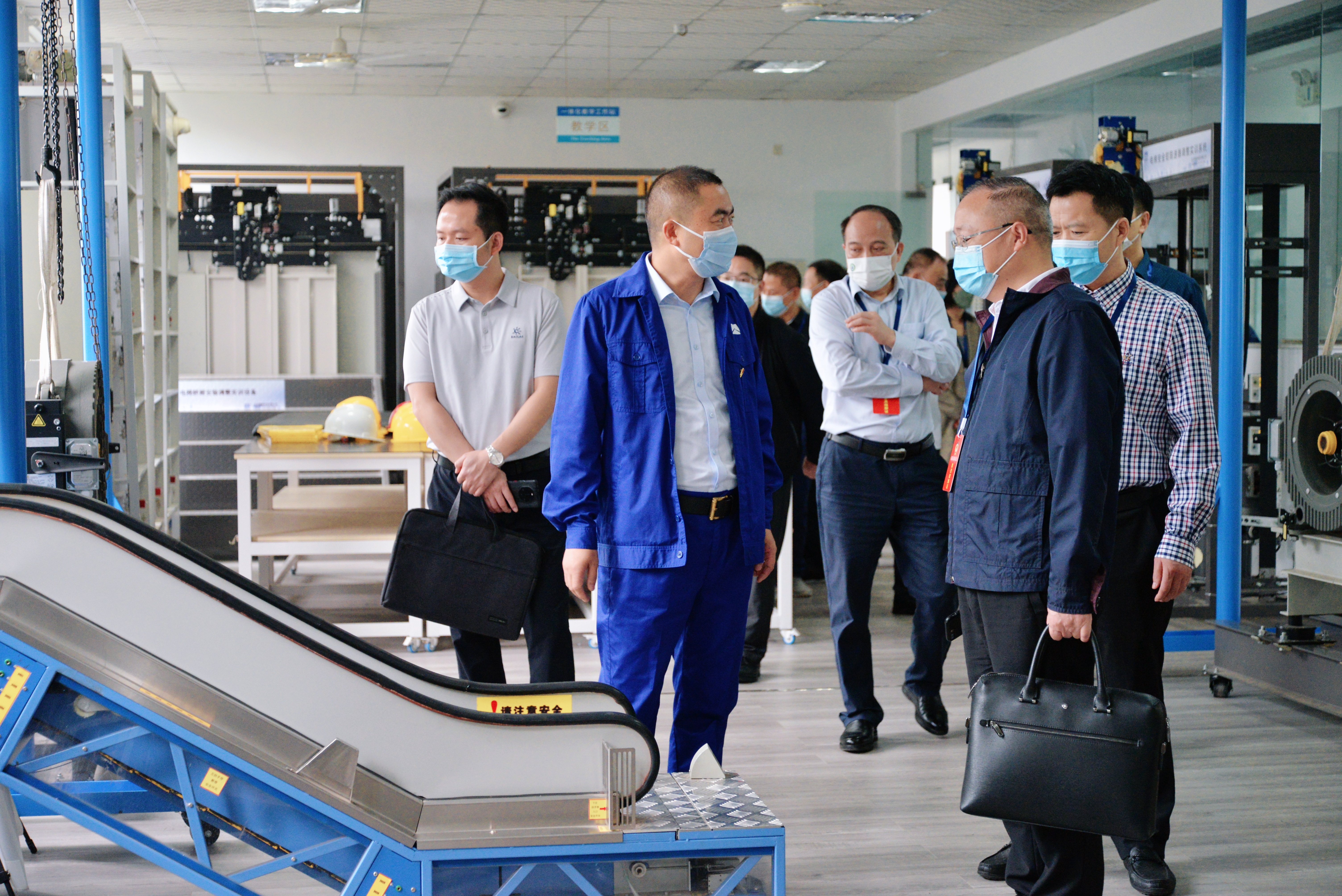 德阳市政协调研组到德阳安装技师学院调研