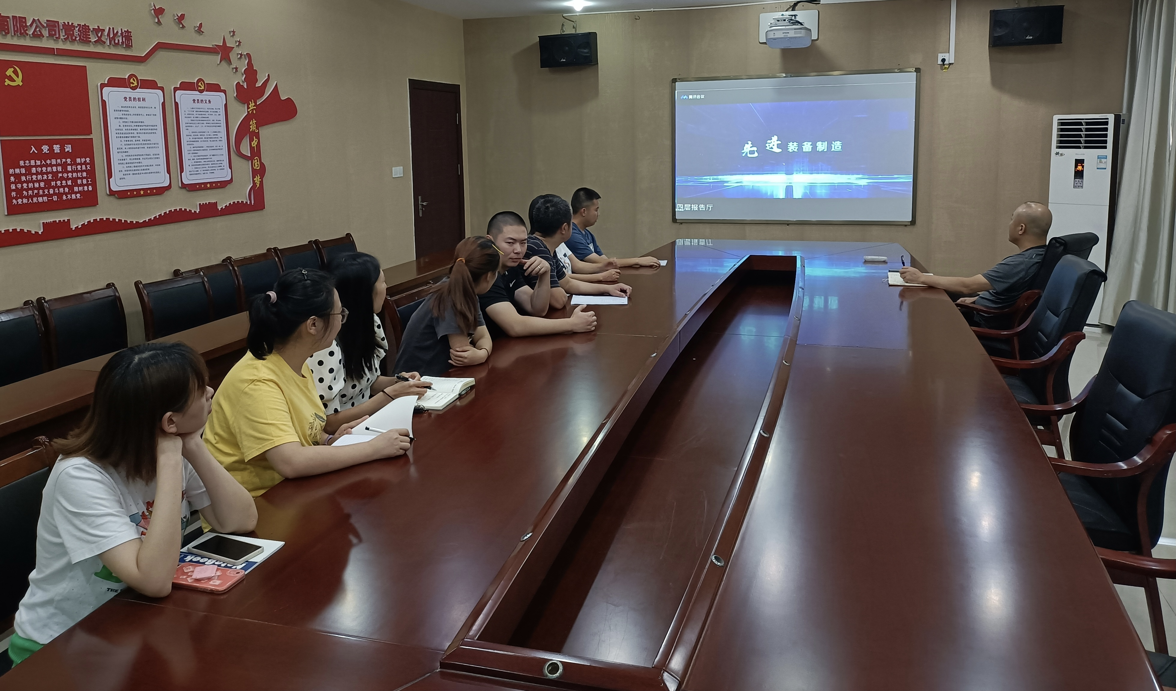 中机德阳公司组织员工观看国机集团机械工业纪念日暨2021年度社会责任报告发布会